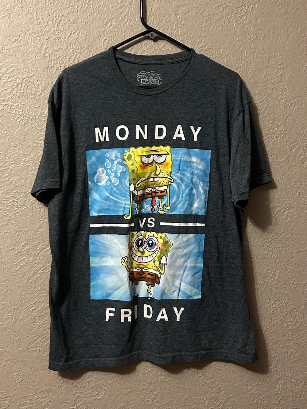 SpongeBob Squarepants 'Monday vs Friday' Tee - Dark Gray & Yellow